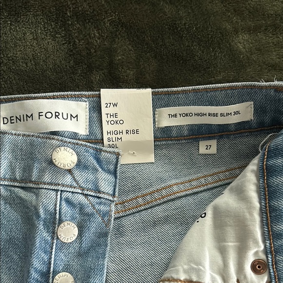 DENIM FORUM | Aritzia Yoko Hi Rise Slim | 27W/30L - Picture 8 of 12